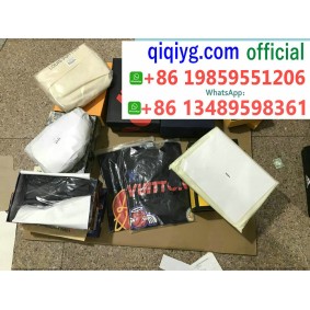 qiqiyg yupoo contact qiqiyg.com Fournisseur de dropshipping de vêtements en gros QQYG018