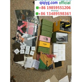 qiqiyg yupoo contact qiqiyg.com Fournisseur de dropshipping de vêtements en gros QQYG025