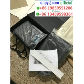 qiqiyg yupoo contact qiqiyg.com Fournisseur de dropshipping de vêtements en gros QQYG030