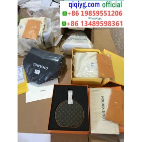 qiqiyg yupoo contact qiqiyg.com Fournisseur de dropshipping de vêtements en gros QQYG055