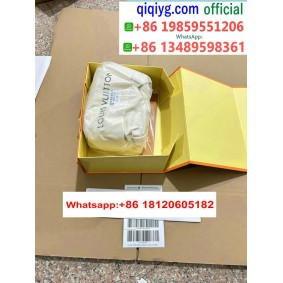 qiqiyg yupoo contact qiqiyg.com Fournisseur de dropshipping de vêtements en gros QQYG110
