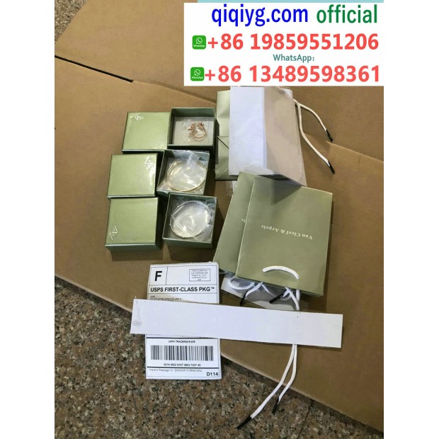 qiqiyg yupoo contact qiqiyg.com Fournisseur de dropshipping de vêtements en gros QQYG215