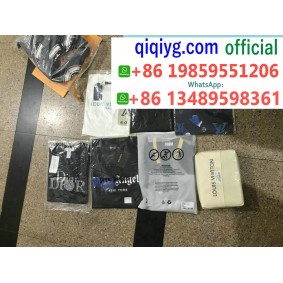 qiqiyg yupoo contact qiqiyg.com Fournisseur de dropshipping de vêtements en gros QQYG286