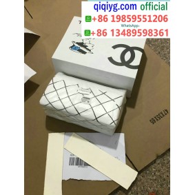 qiqiyg yupoo contact qiqiyg.com Fournisseur de dropshipping de vêtements en gros QQYG370